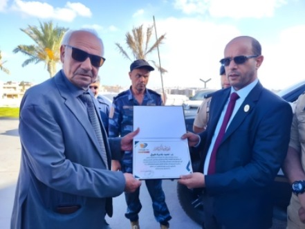 حصل مصرف الاتحاد الوطني على تكريم من عميد بلدية طبرق whatsapp image 2026 04 22 at 9.18.09 pm (2)